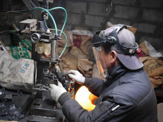 Skills shortages affecting construction and manufacturing the most, survey finds